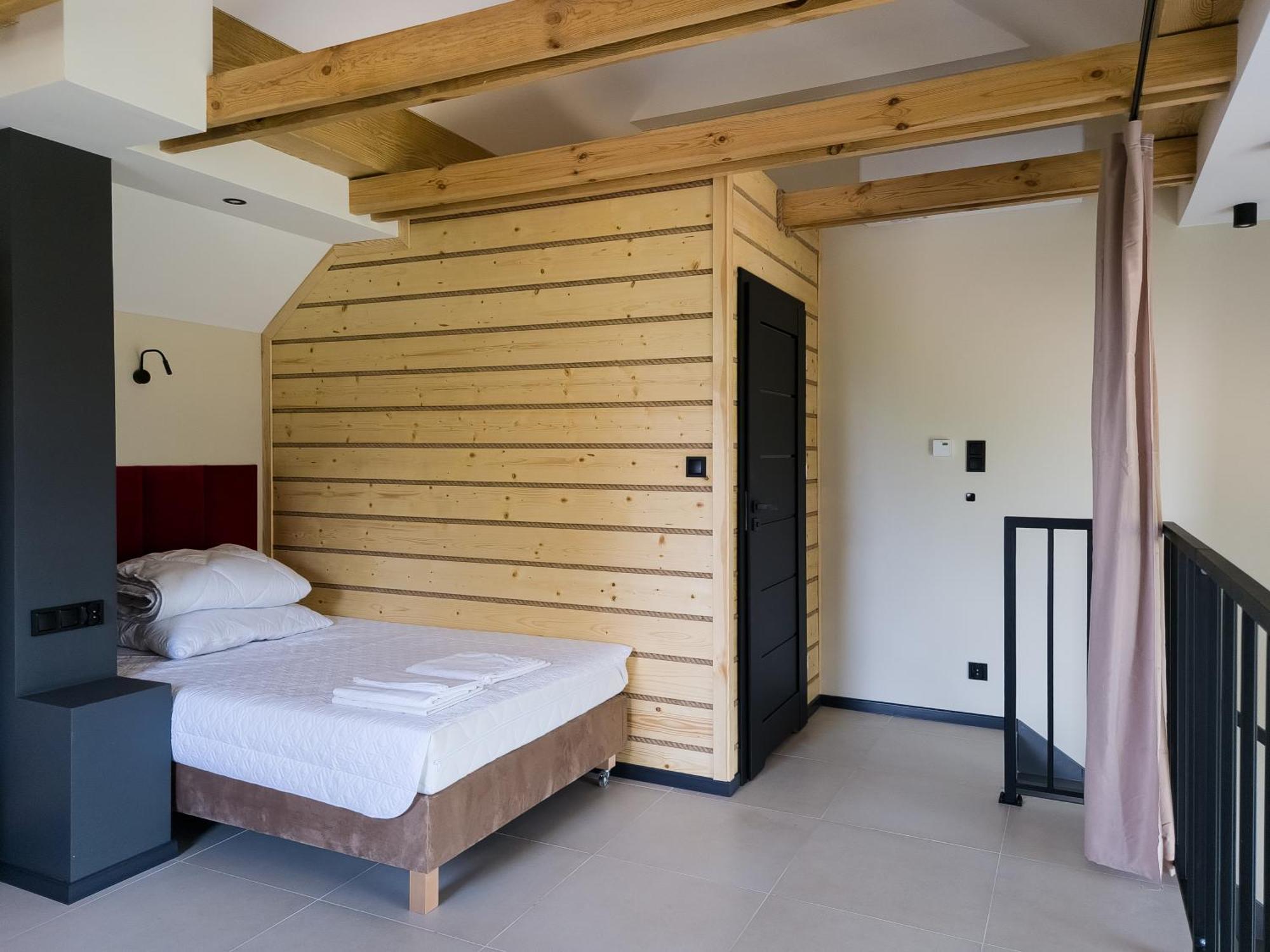 Zubr Nad Zalewem Homestay Luka
